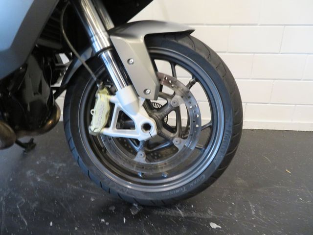 bmw - r-1200-rs