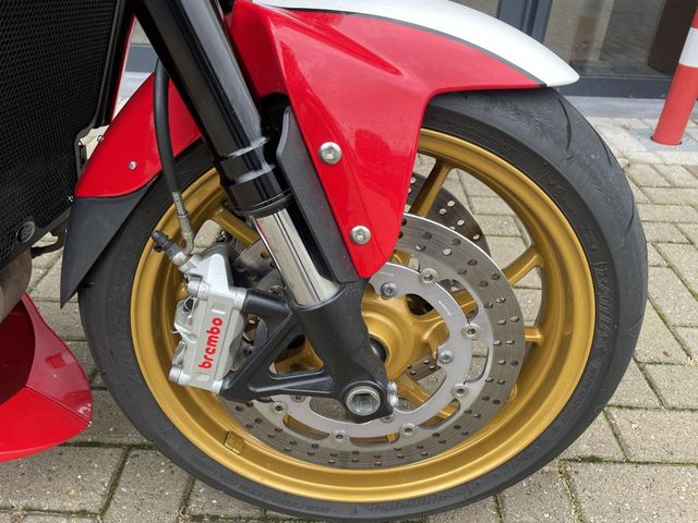 triumph - speed-triple-1050