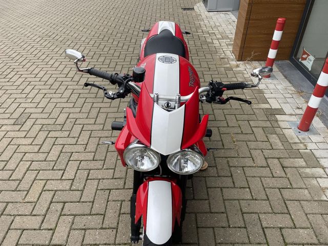 triumph - speed-triple-1050