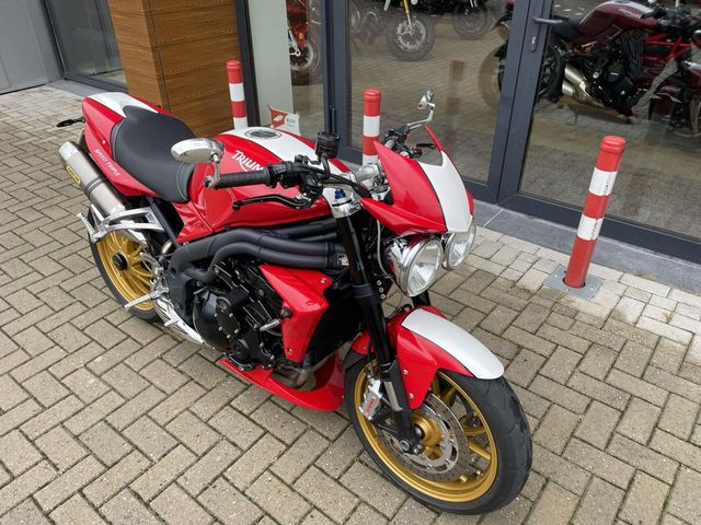 triumph - speed-triple-1050