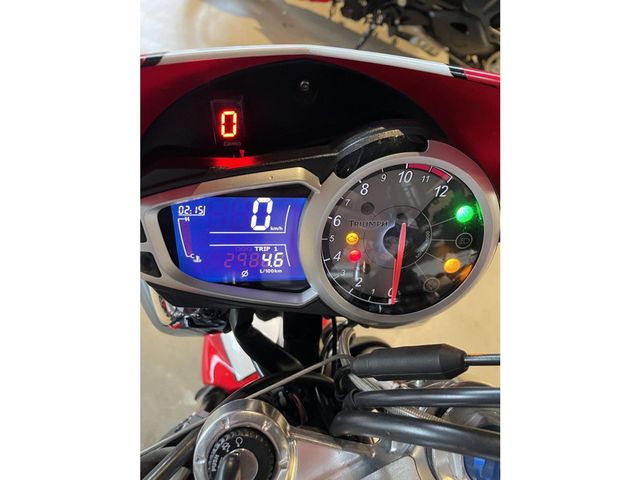 triumph - speed-triple-1050