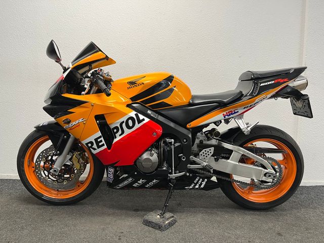 honda - cbr-600-rr
