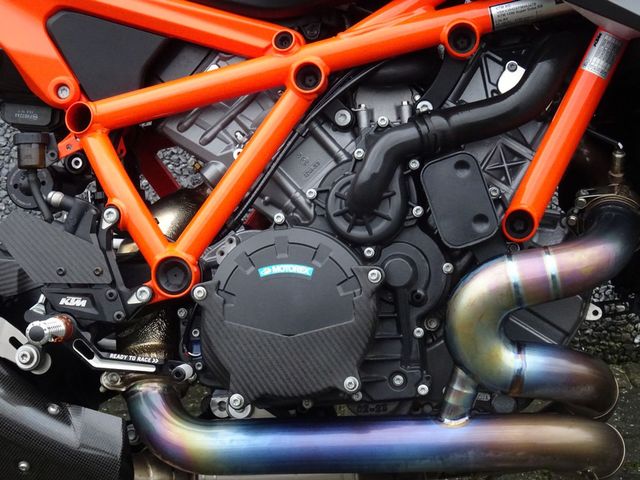 ktm - 1290-super-duke-rr
