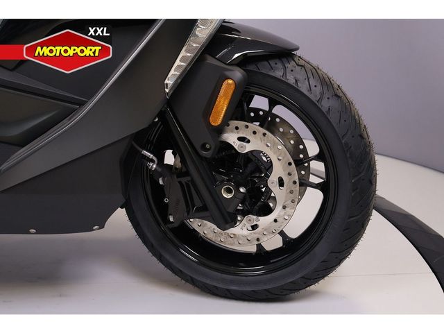 bmw - c-400-gt