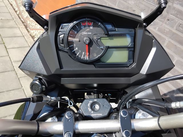 suzuki - v-strom-dl-650-abs