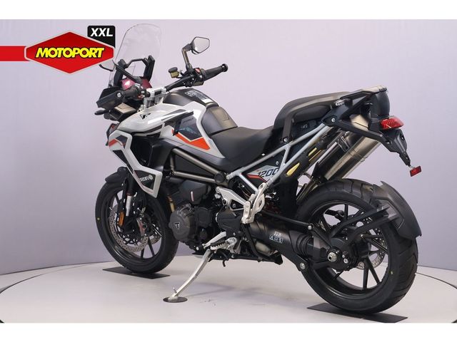 triumph - tiger-1200-gt