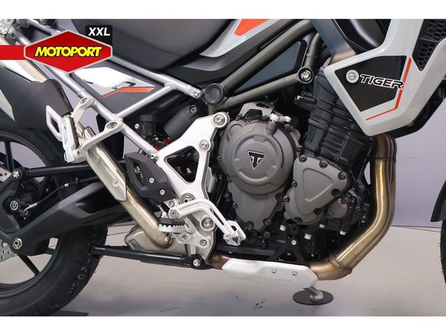 triumph - tiger-1200-gt