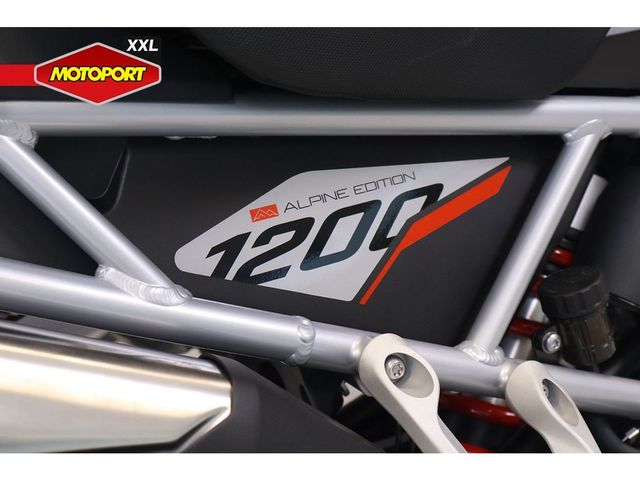 triumph - tiger-1200-gt