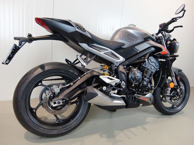 triumph - street-triple-rs