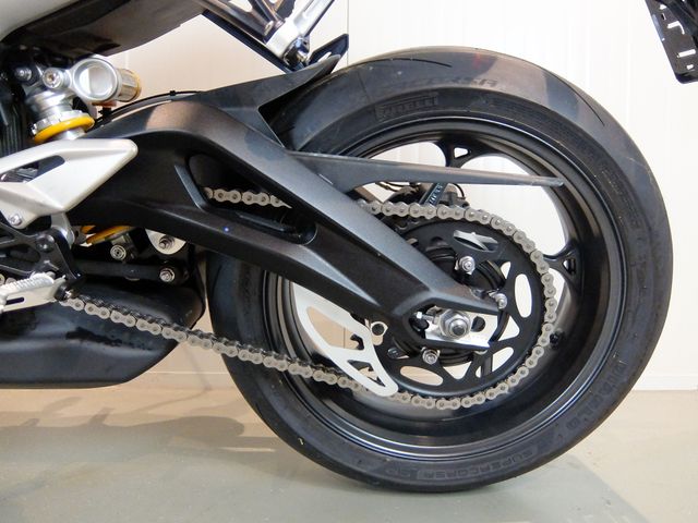 triumph - street-triple-rs