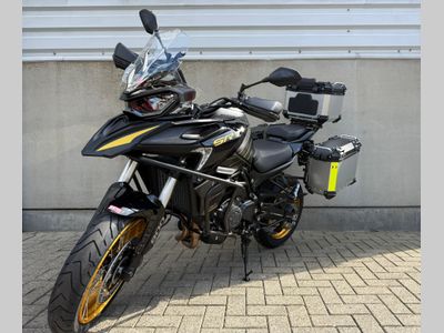 QJMOTOR SRT 900 SX TOURING – foto 3