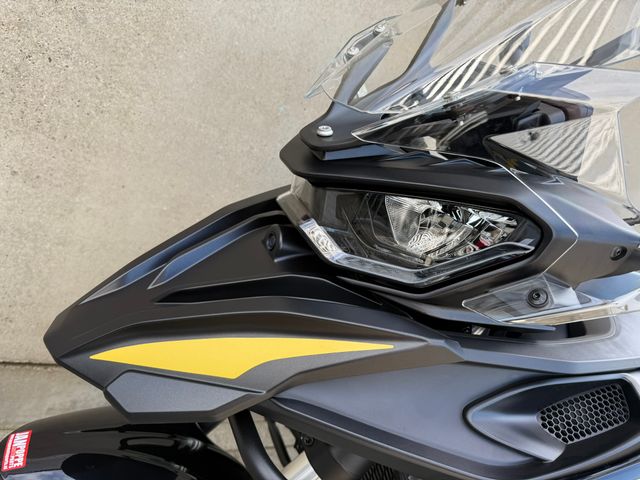 QJMOTOR - srt-900-sx-touring