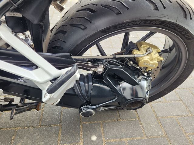 bmw - r-1250-rs