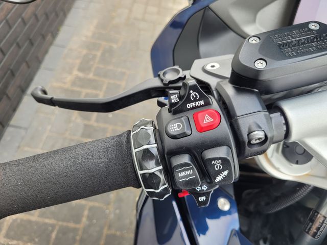 bmw - r-1250-rs