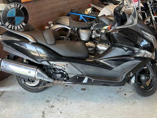 honda - fjs-400-silverwing