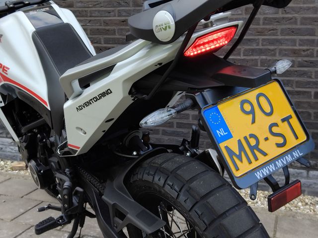 moto-morini - x-cape