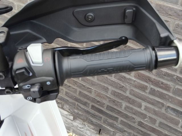moto-morini - x-cape