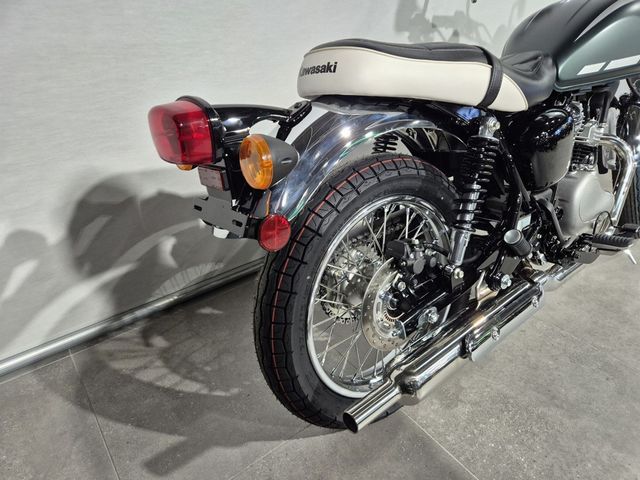 kawasaki - w-230