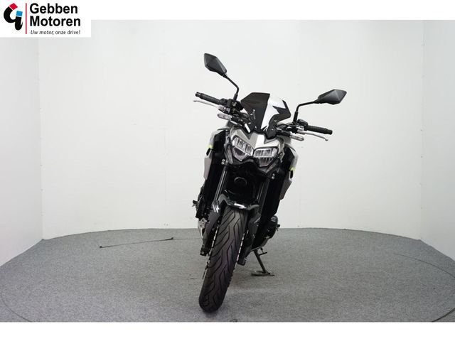 kawasaki - z900