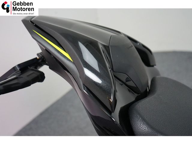 kawasaki - z900
