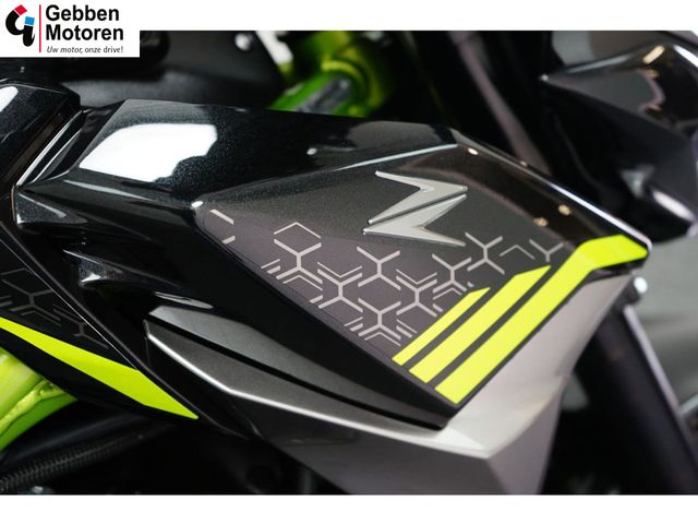 kawasaki - z900