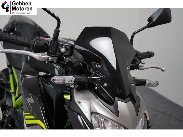 kawasaki - z900