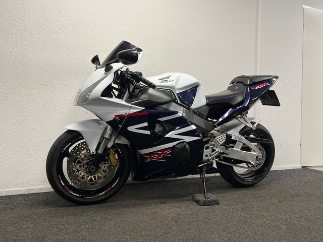 honda - cbr-900-rr-fireblade