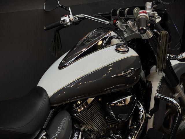 suzuki - vl-1500-lc-intruder