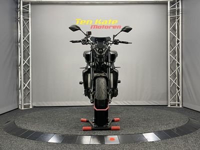 YAMAHA MT 09 – foto 3