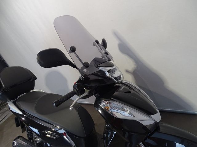 honda - sh-300i