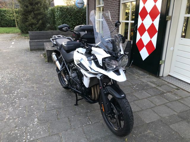 triumph - tiger-1200-xrx