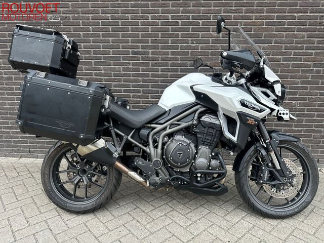 triumph - tiger-1200-xrx