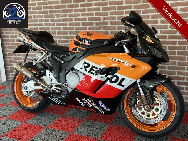 honda - cbr-1000-rr-fireblade