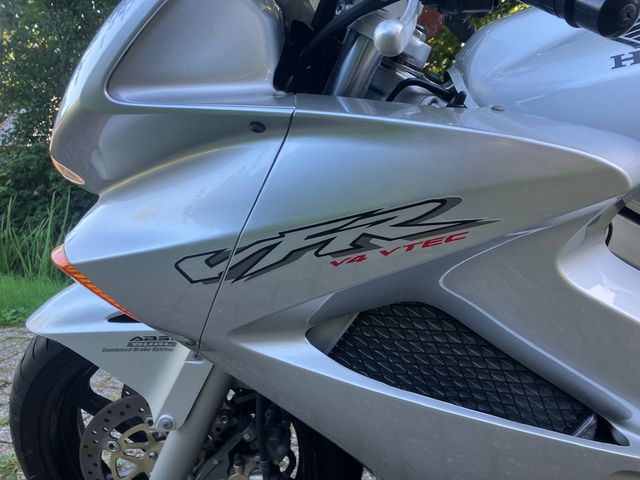 honda - vfr-800-f-vtec-abs