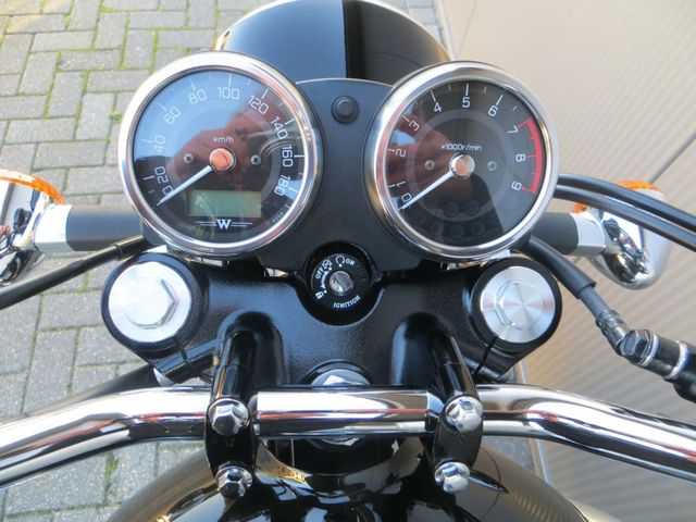 kawasaki - w800