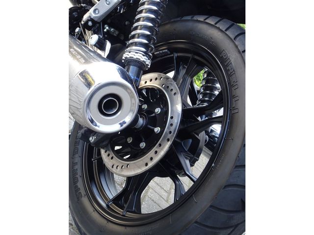 moto-guzzi - v-7-stone