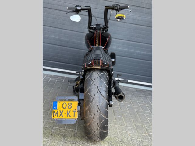 harley-davidson - street-bob-107