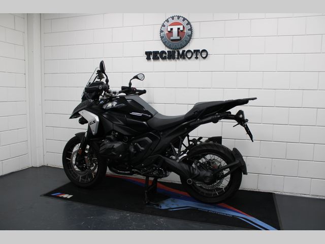 bmw - r-1300-gs-triple-black