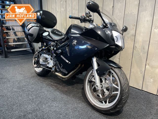 bmw - f-800-st