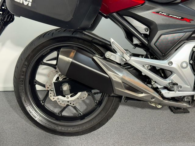 honda - nc-750-x-abs