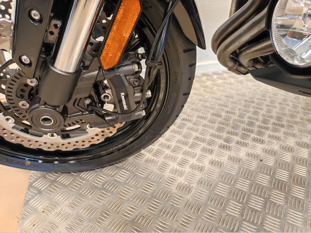 kawasaki - versys-1000-grand-tourer