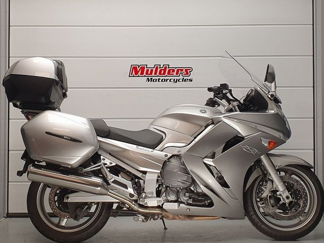 yamaha - fjr-1300