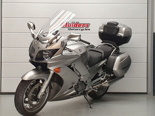 yamaha - fjr-1300