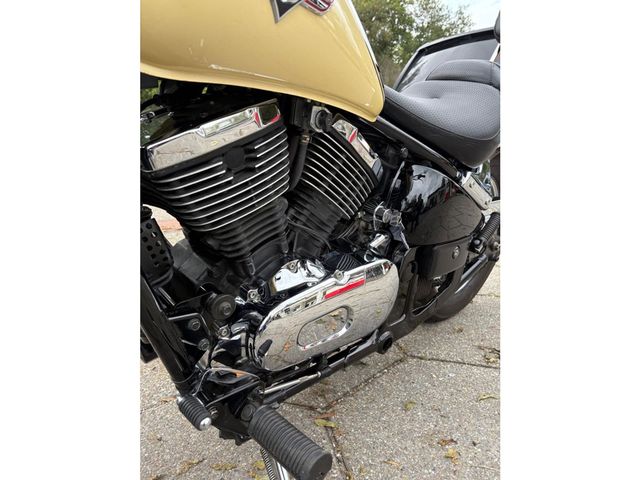 kawasaki - vn-800-vulcan