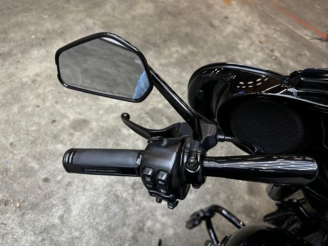 harley-davidson - street-glide-st-flhxst