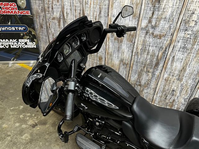 harley-davidson - street-glide-st-flhxst