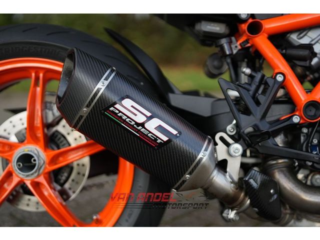 ktm - 1290-super-duke-r