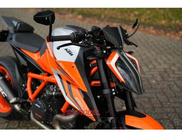 ktm - 1290-super-duke-r