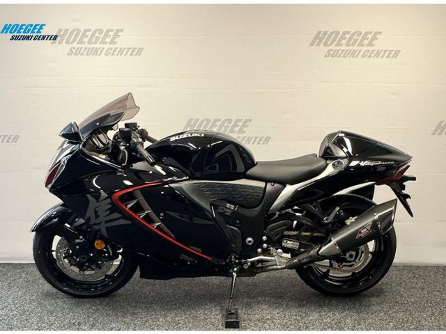 suzuki - gsx-r-1300-hayabusa