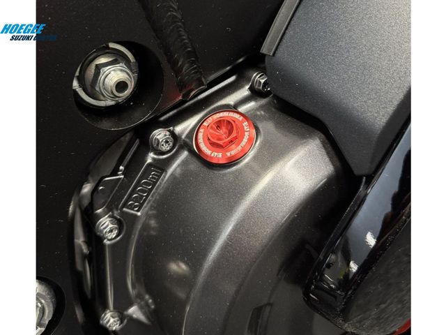 suzuki - gsx-r-1300-hayabusa